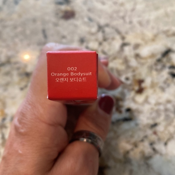 im tic toc lipstick. - Picture 3 of 3